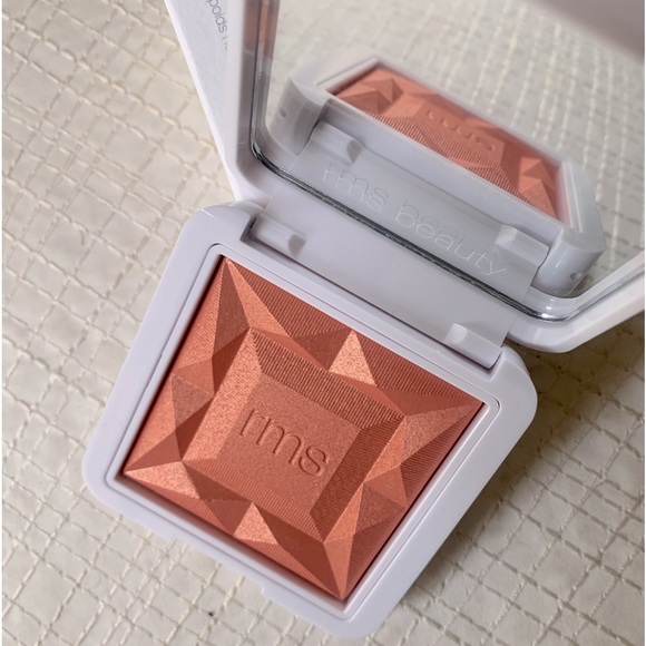 Rms Beauty Redimension Hydra Powder Blush in Mai Tai BNIB - Picture 9 of 16